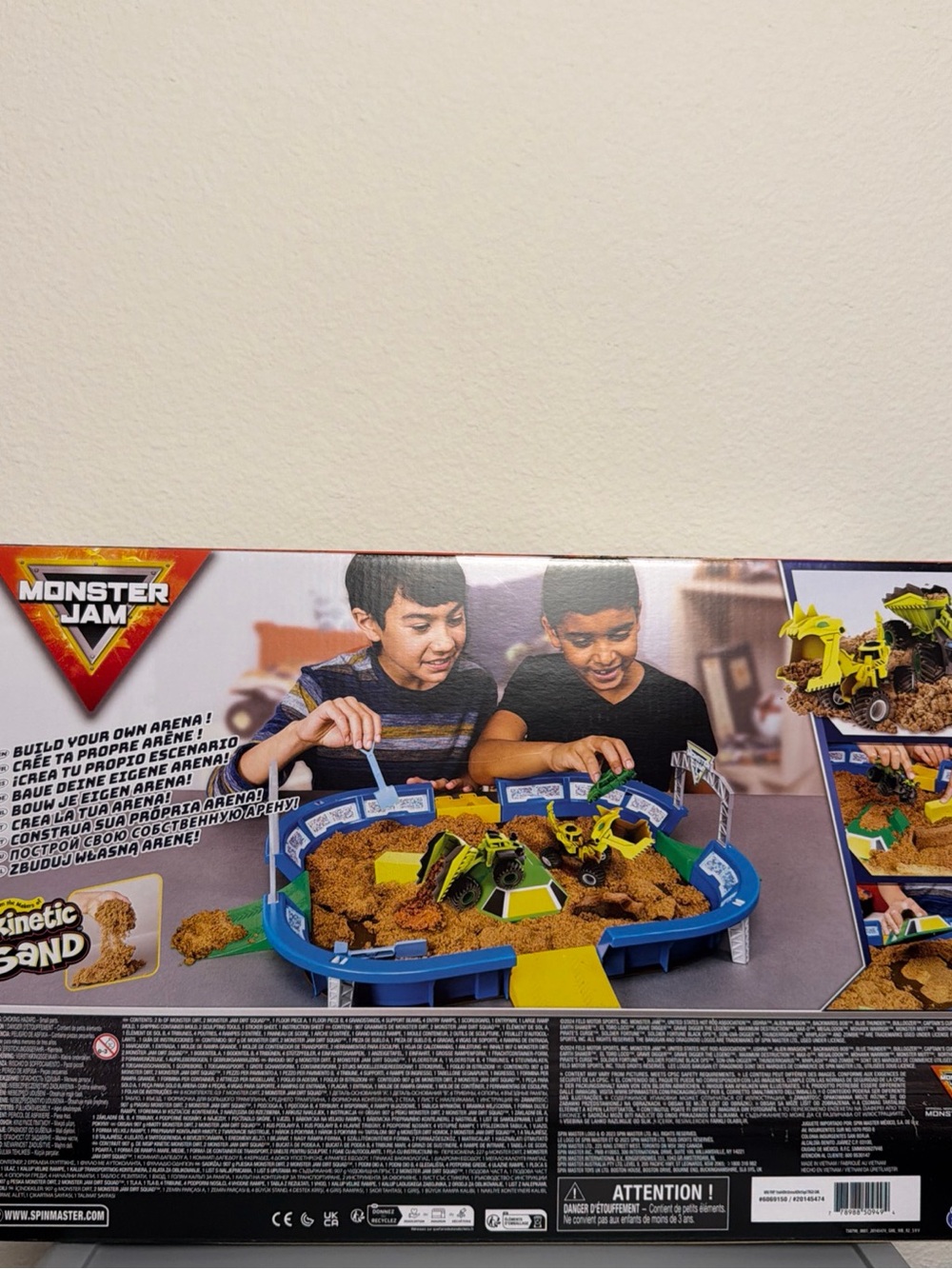 Monster Jam Monster Trucks Monster Dirt Arena Set Scoopz & Axel Dirt Squad NEW - Picture 6 of 6
